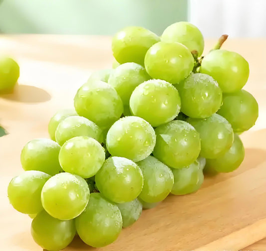 Shine Muscat Grapes